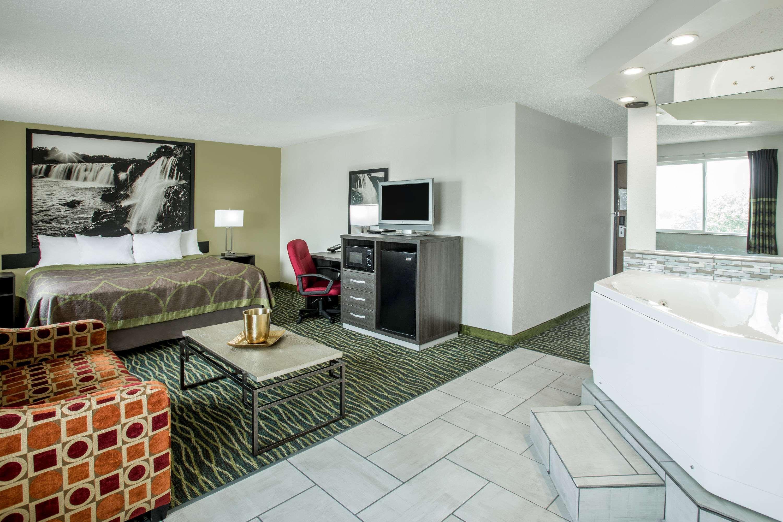 Super 8 By Wyndham Independence Kansas City Luaran gambar